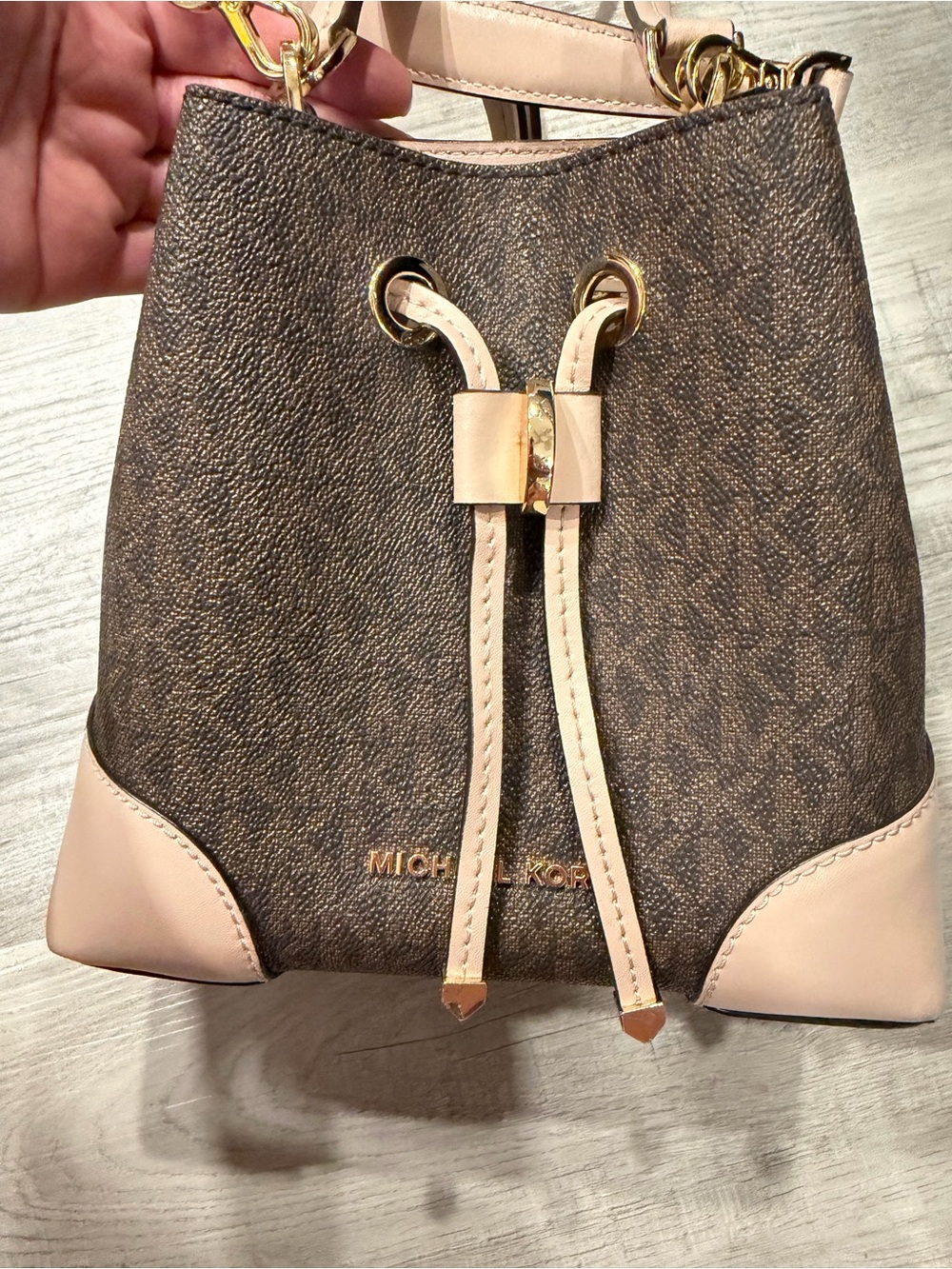 Michael Kors Brown Monogram Small Mercer Drawstring Bucket Bag with Blush Trim